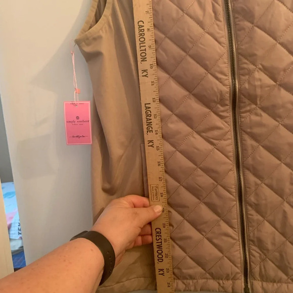 NWT Simply Southern Happy Vest for Women Small Lightweight Light Tan,pockets - Picture 3 of 9
